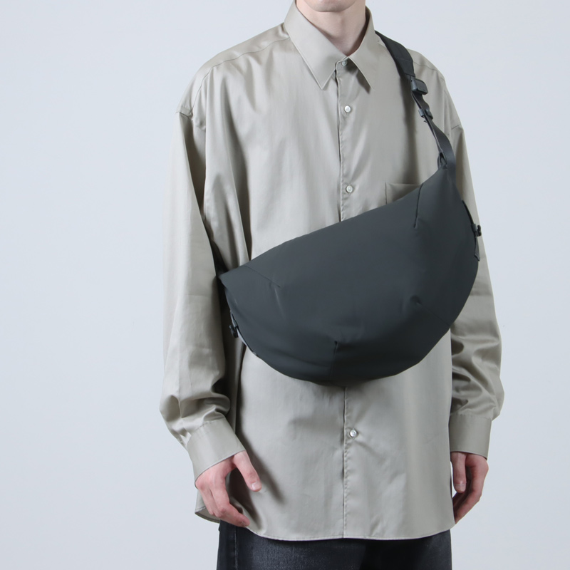 Graphpaper(եڡѡ) Blankof for GP Small Crescent Bag