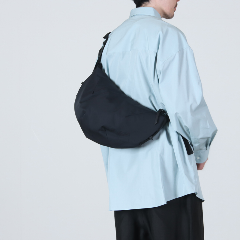 Graphpaper(����եڡ��ѡ�) Blankof for GP Small Crescent Bag