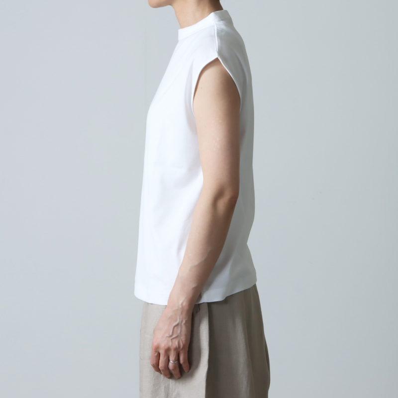 handvaerk(ϥɥС) 60/2 BOTTLE NECK SLEEVELESS T-SHIRT