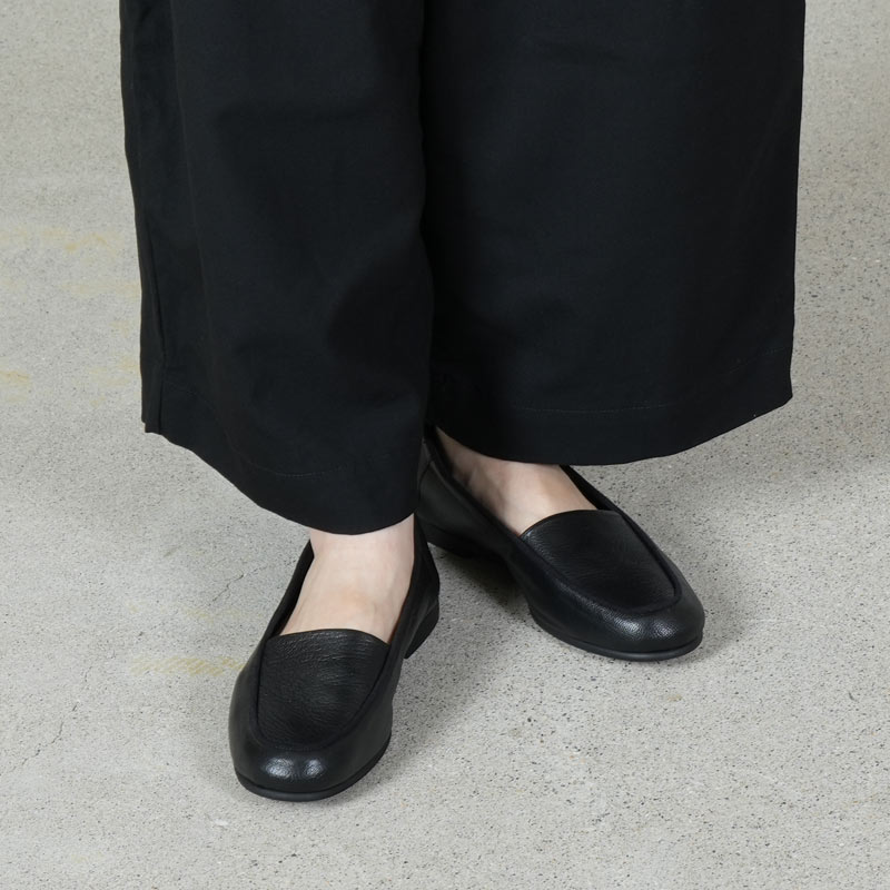 Hender Scheme() oval moca