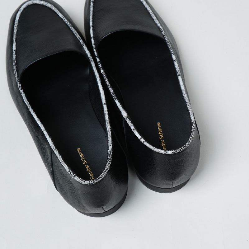 Hender Scheme() oval moca