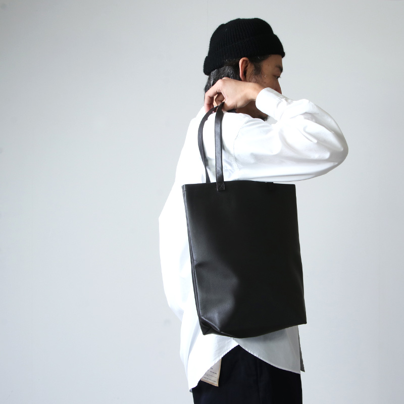 Hender Scheme (エンダースキーマ) cow bag M / カウバッグ M