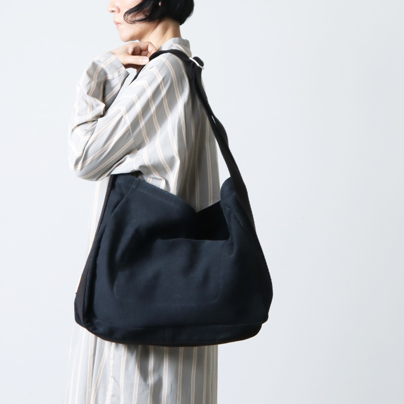 Hender Scheme (エンダースキーマ) square shoulder bag small / スクエアショルダーバッグスモール