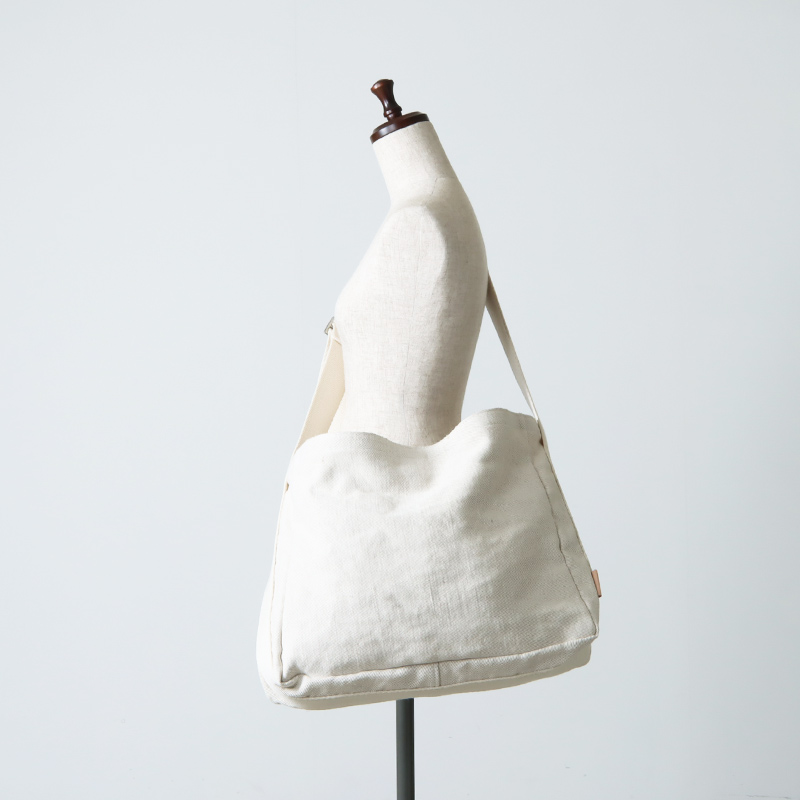 Hender Scheme (エンダースキーマ) square shoulder bag small