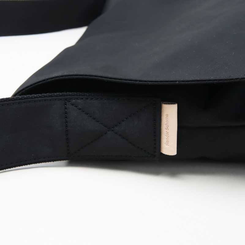 Hender Scheme() flap shoulder big