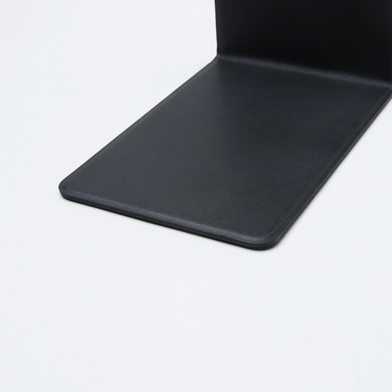 Hender Scheme() bookstand