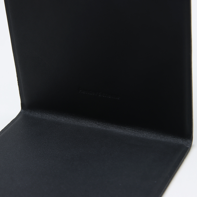 Hender Scheme() bookstand