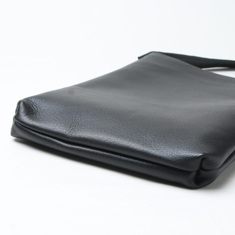 Hender Scheme (エンダースキーマ) cow shoulder small / カウ
