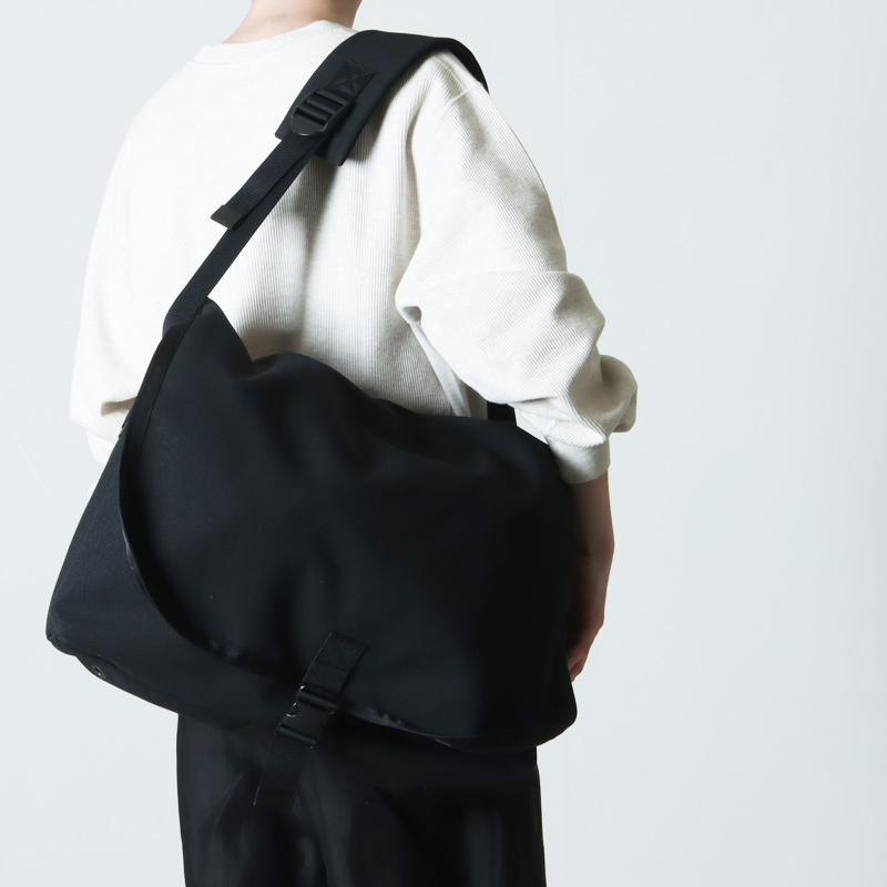 Hender Scheme(���������������) messenger bag large