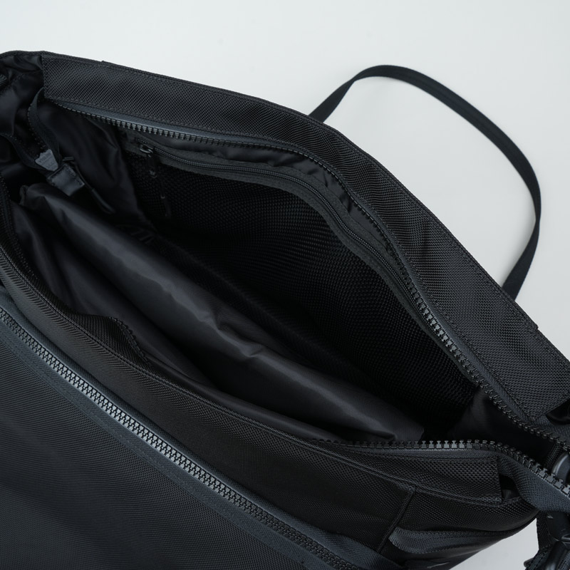 Hender Scheme() module tote bag