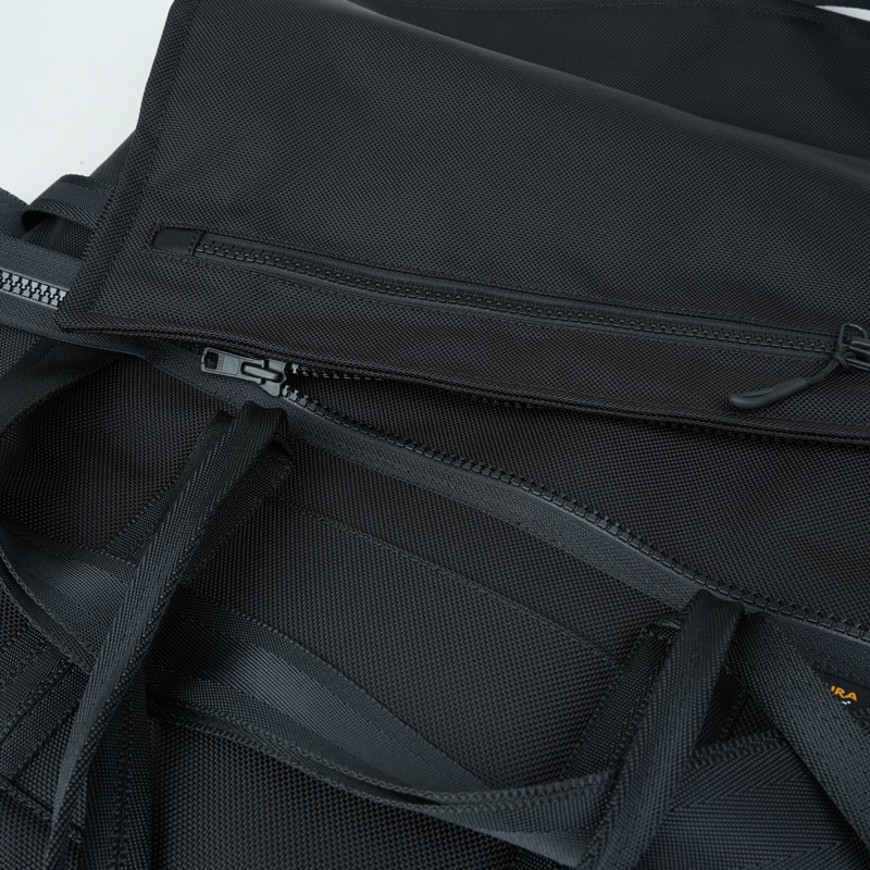 Hender Scheme() module tote bag