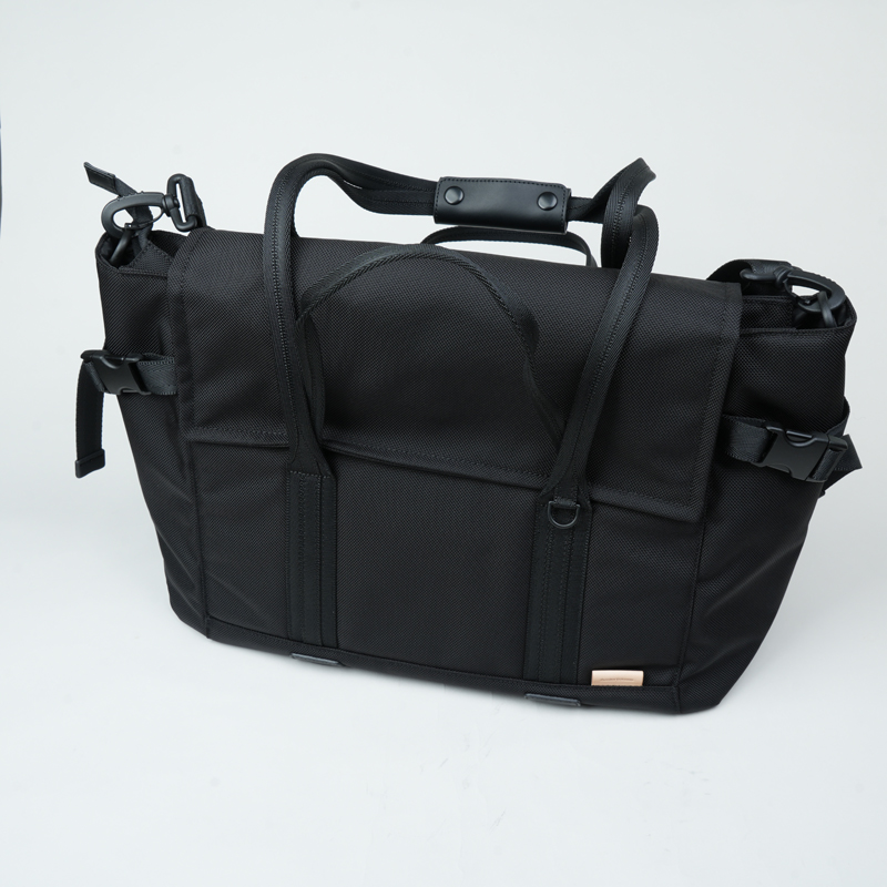 Hender Scheme() module tote bag