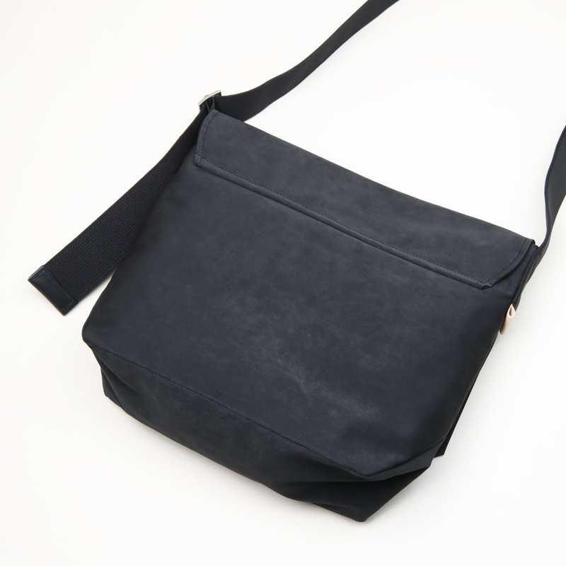 Hender Scheme (エンダースキーマ) flap shoulder small / フラップ