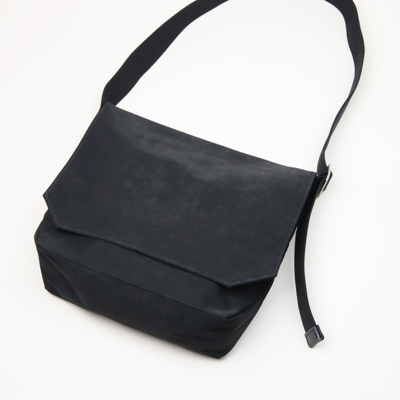 Hender Scheme(���������������) flap shoulder small