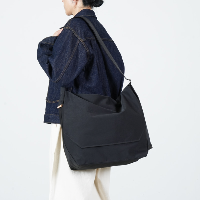 Hender Scheme(���������������) flap shoulder big