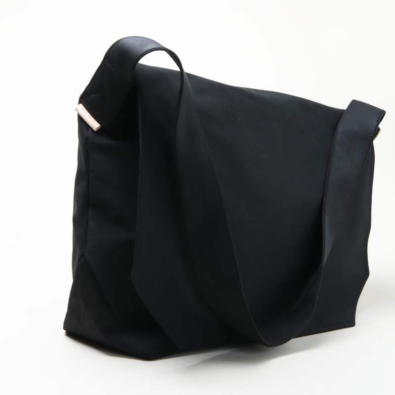 Hender Scheme(���������������) flap shoulder big