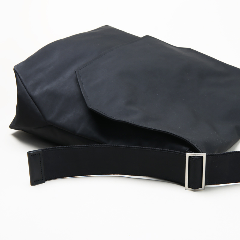 Hender Scheme(���������������) flap shoulder big