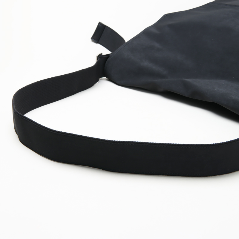 Hender Scheme(���������������) flap shoulder big