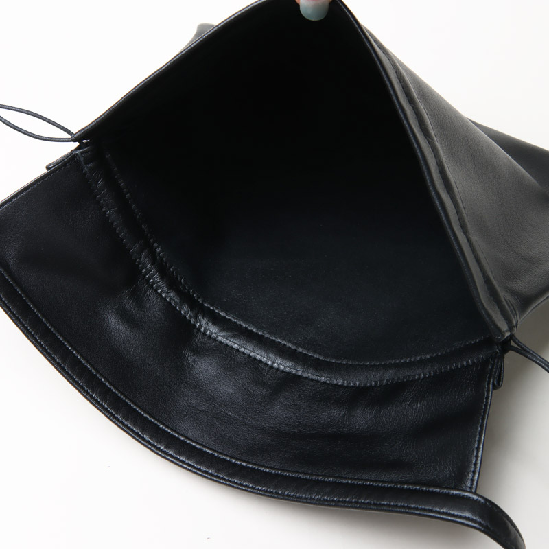 Hender Scheme(���������������) cow red cross bag small