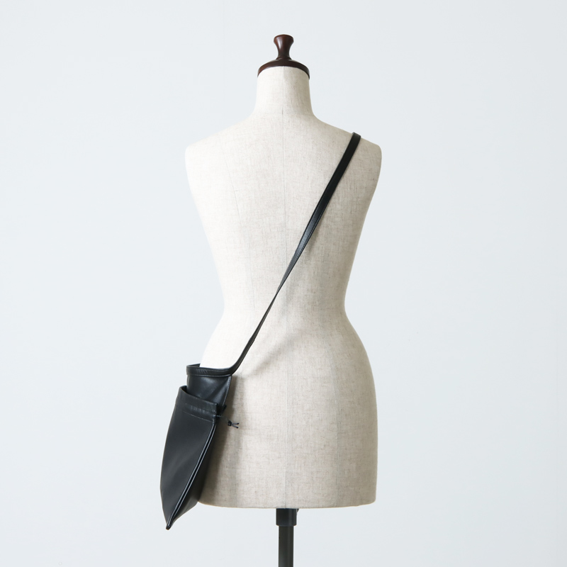 Hender Scheme(���������������) cow red cross bag small