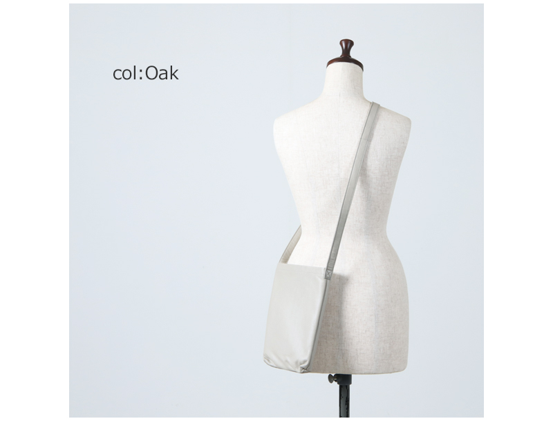 Hender Scheme(���������������) cow shoulder small