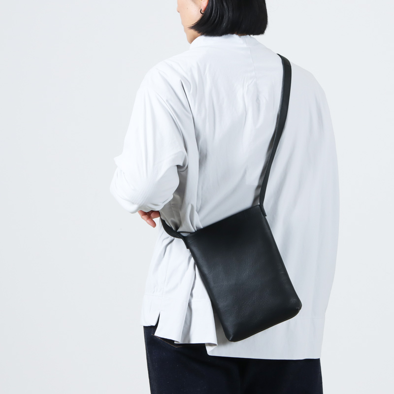 セール☆【Hender Scheme】カウ ショルダー スモール ブラック Hender Scheme (エンダースキーマ) cow shoulder small / カウ