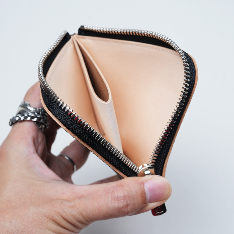 Hender Scheme(���������������) crack L purse