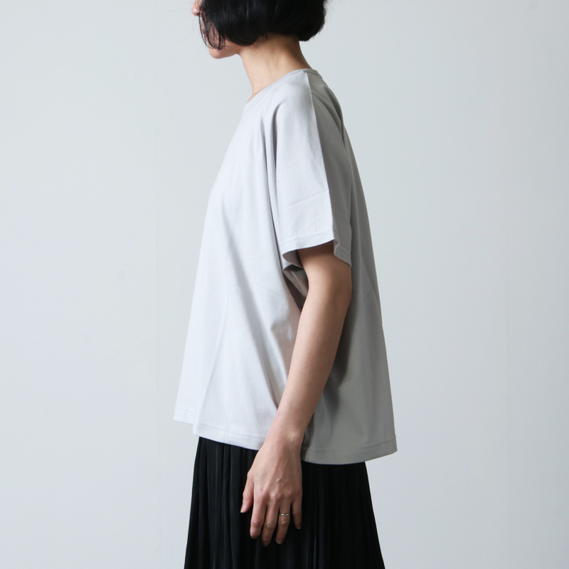 ironari(ʥ)  Tee