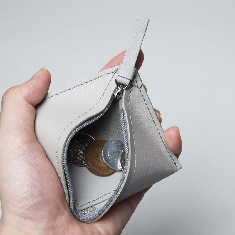 irose() SLANT COIN CASE
