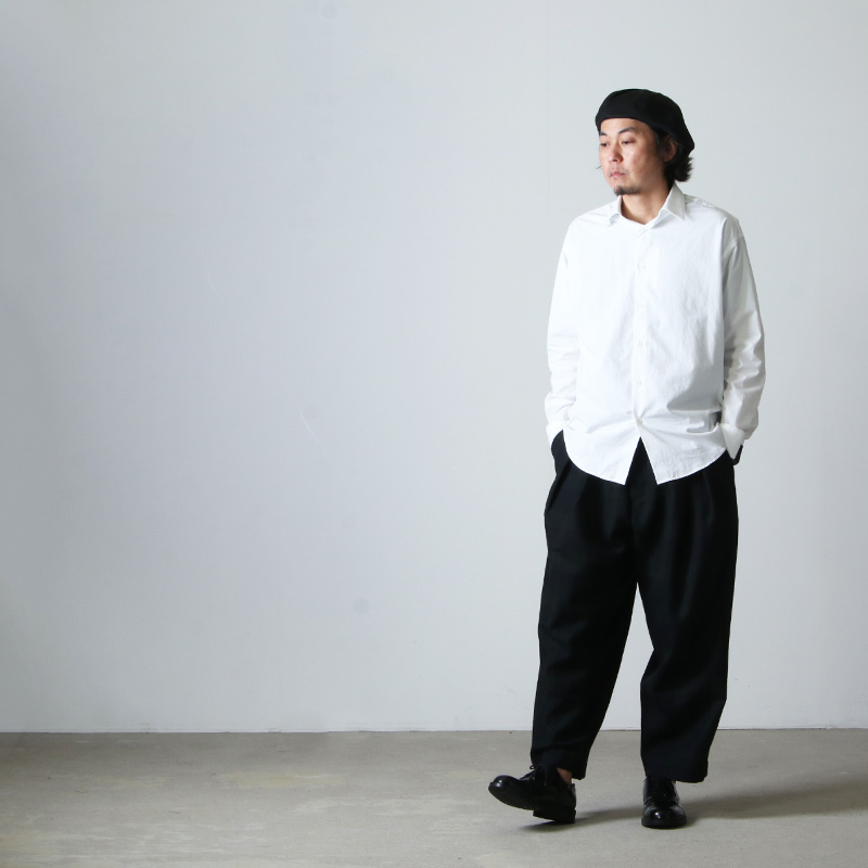 is-ness (イズネス) WOOL TUCK TROUSERS