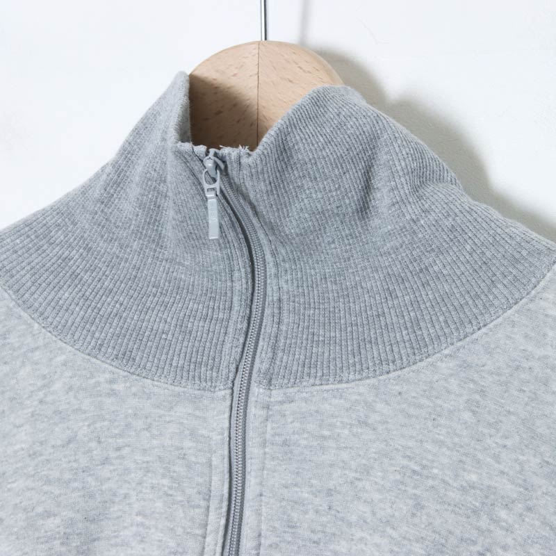 is-ness(ͥ) ZIP SWEATSHIRT