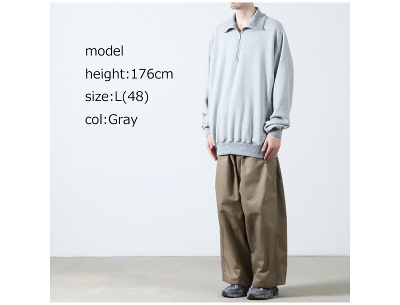 is-ness(ͥ) ZIP SWEATSHIRT