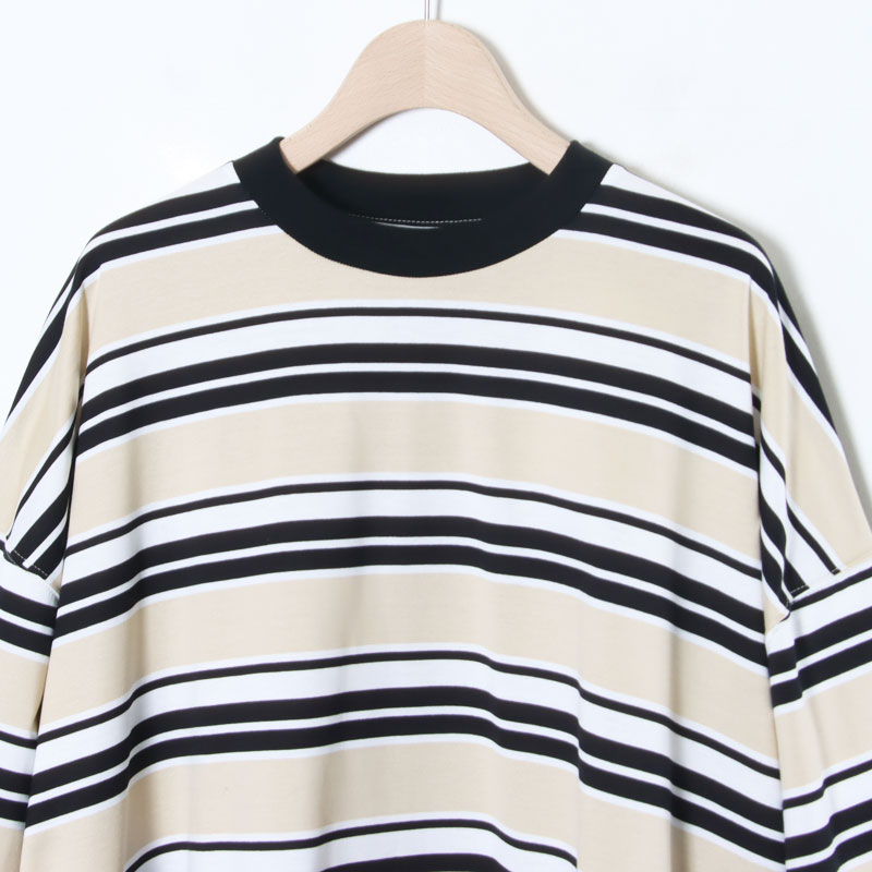 is-ness(ͥ) BALLOON BORDER T-SHIRT