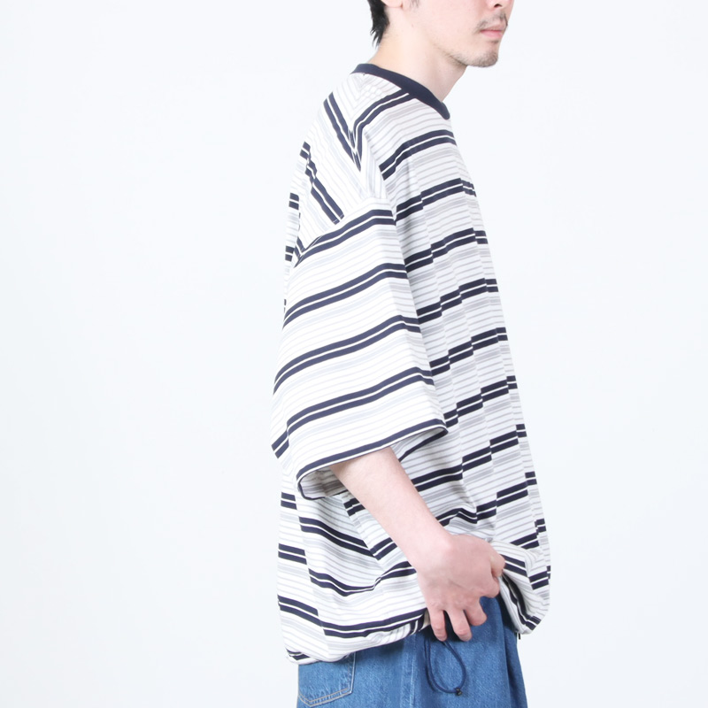 is-ness(�����ͥ�) Border Balloon T-Shirt