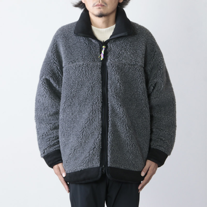 is-ness (イズネス) REVERSIBLE QUILTED FLEECE JACKET / リバーシブル 