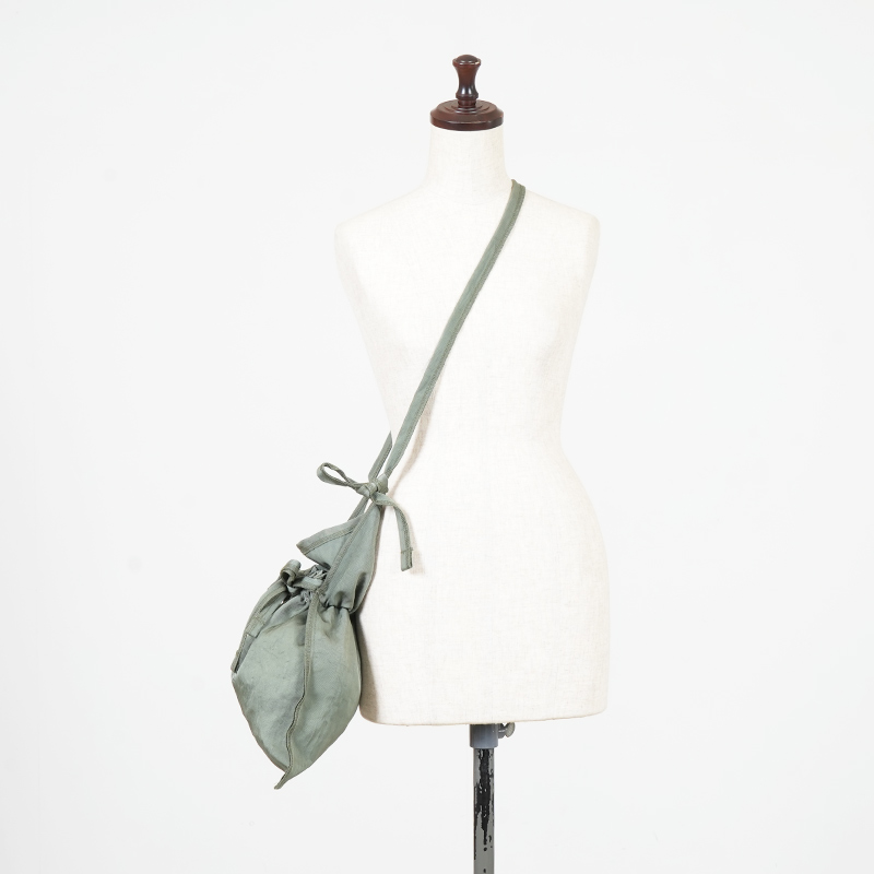 ITTI(���å�) MARY RED CROSS BAG / CERATO BRIGHT
