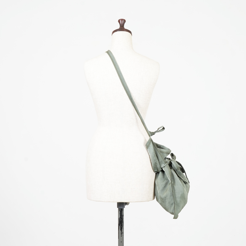 ITTI(���å�) MARY RED CROSS BAG / CERATO BRIGHT