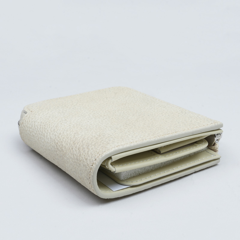 ITTI(å) CRISTY VERY COMPACT WLT.5 / SHIRO