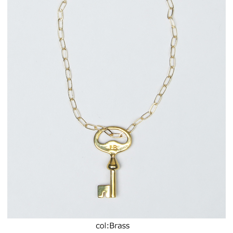 J.B. ATTIRE(ӡ) PARIS KEY CHARM NECKLACE