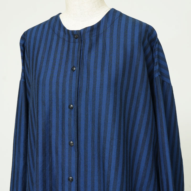 jujudhau(������������) ROUND NECK SHIRTS