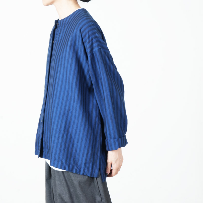 jujudhau(������������) ROUND NECK SHIRTS