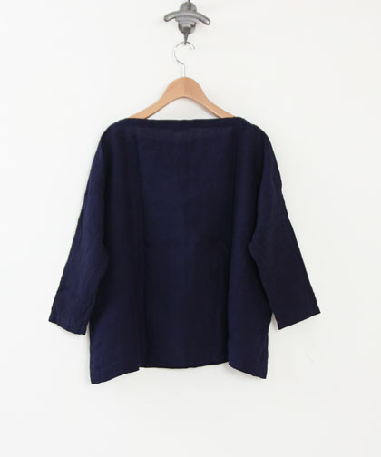 jujudhau /  BOAT NECK