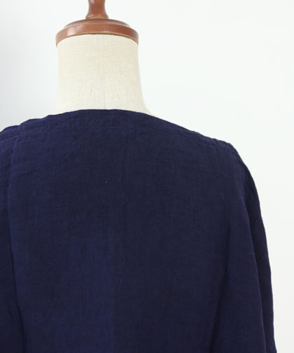jujudhau /  BOAT NECK