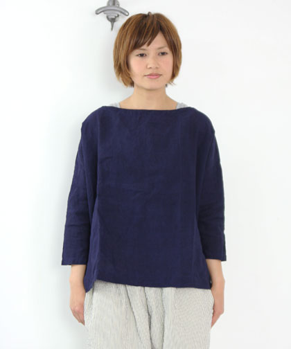 jujudhau /  BOAT NECK