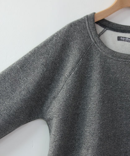 jujudhau /  RAGRAN SWEAT