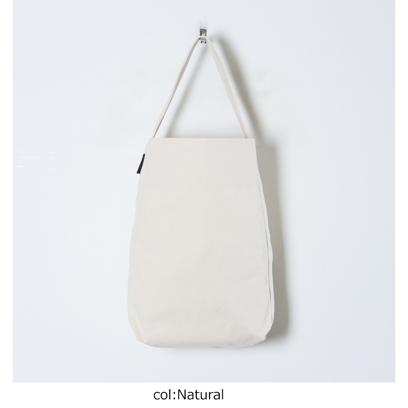 Kaan() BUCKET TOTE COTTON