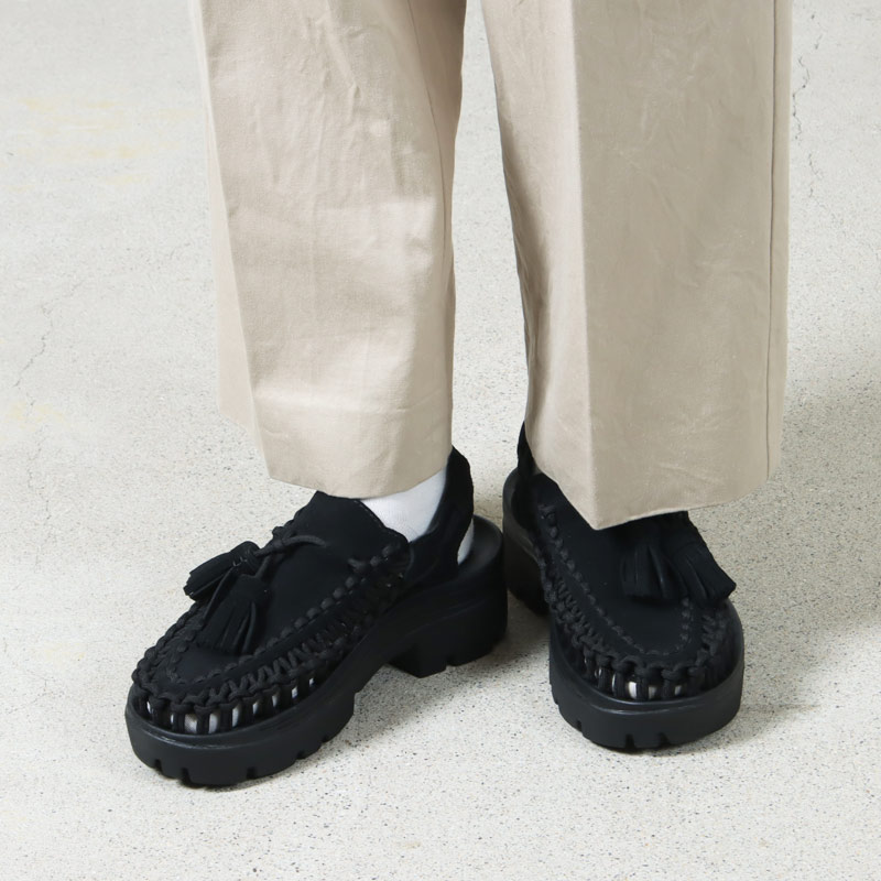 KEEN() UNEEK PLT TASSELL