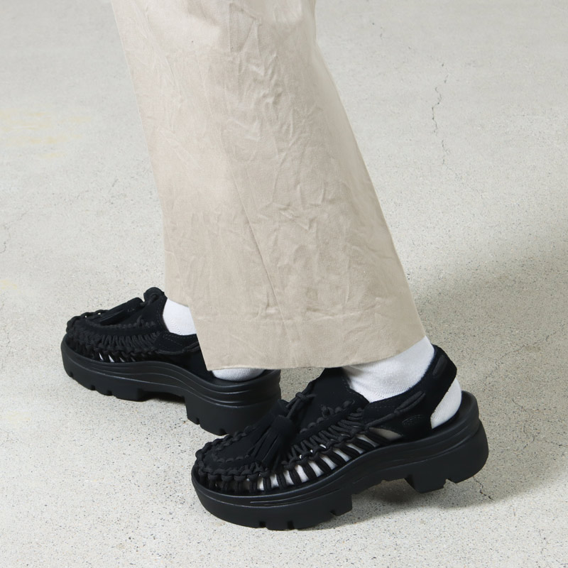 KEEN() UNEEK PLT TASSELL