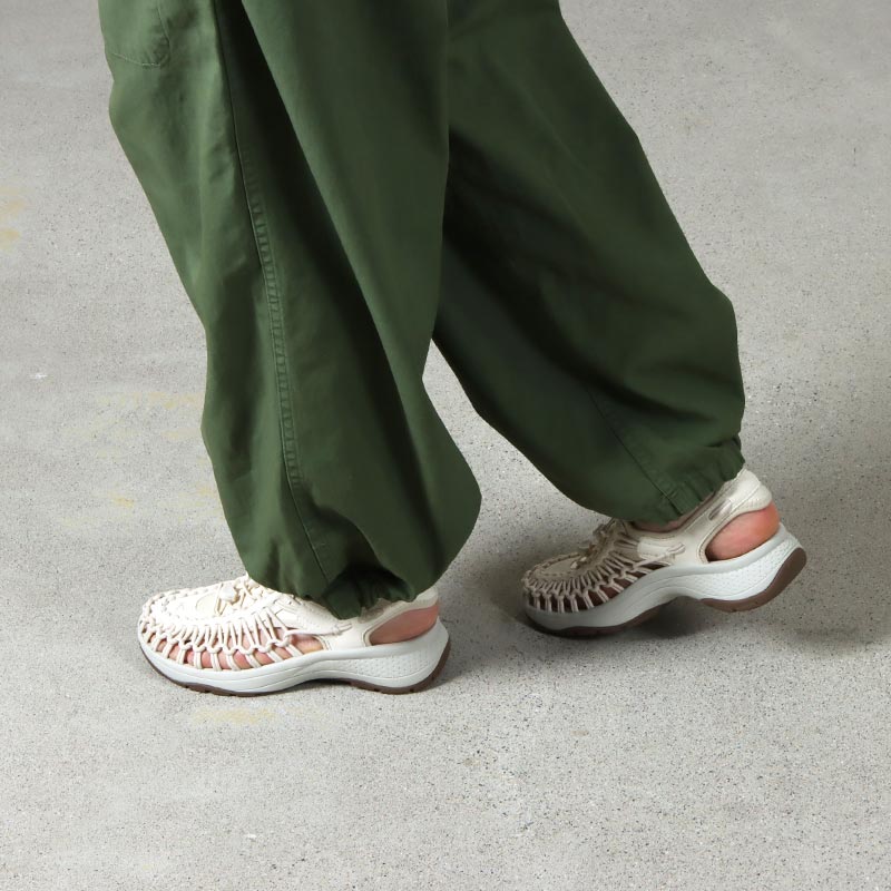 KEEN(������) UNEEK ASTORIA #WOMEN