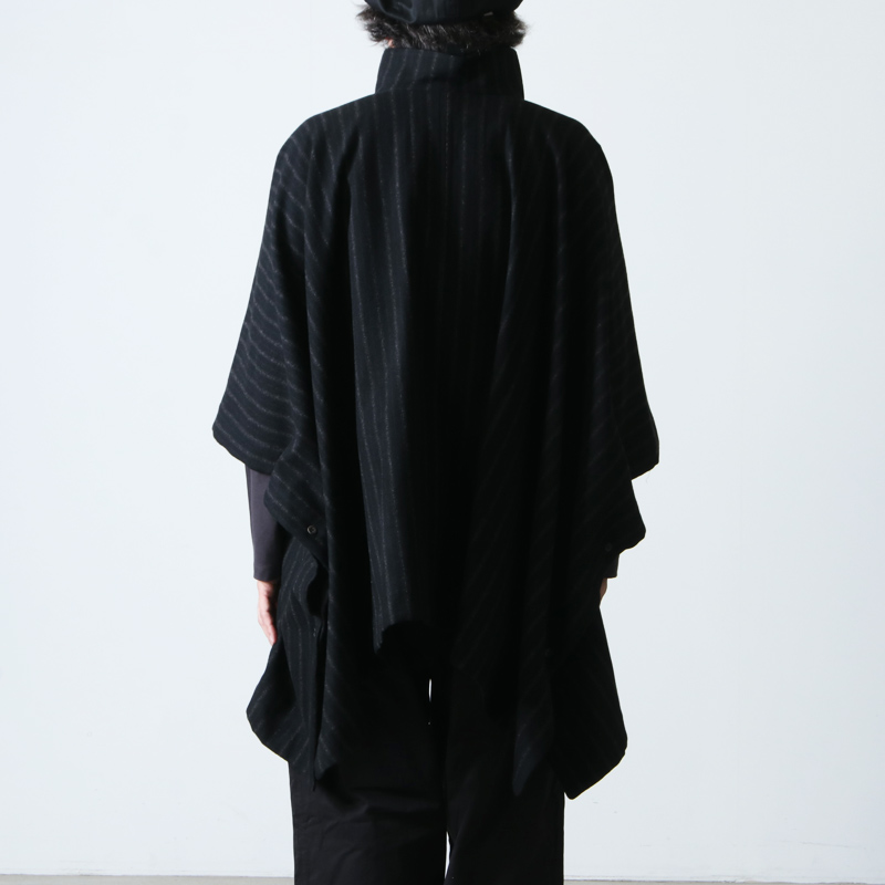 搬入設置サービス付 タグ付き C.P. COMPANY the third eye poncho